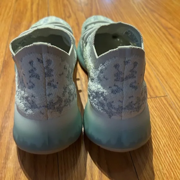 Yeezy 380 men - Picture 3 of 8